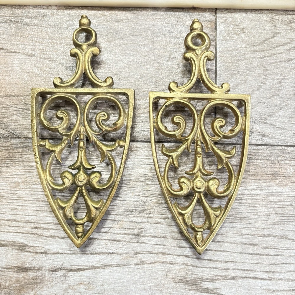 Vintage Metal / Brass / Iron Ornate Decorative Flat Iron Trivet Pair! 8 Inches